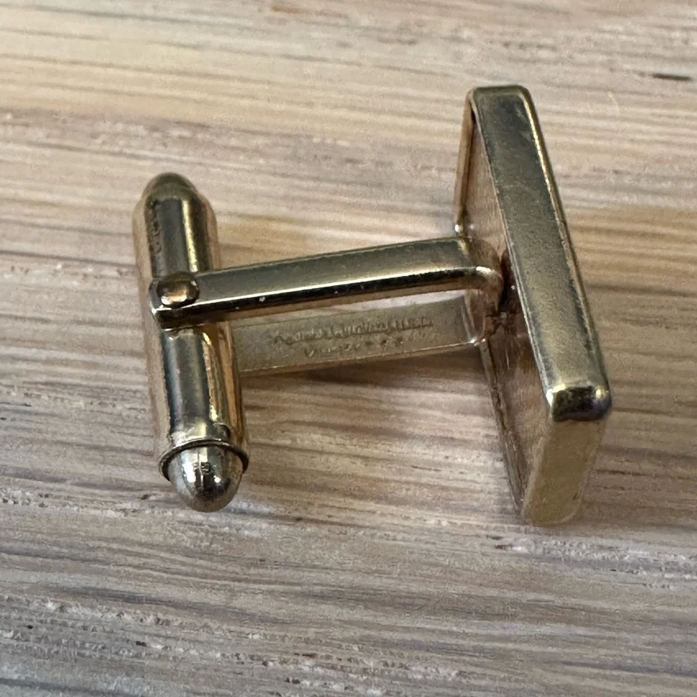 Kreisler USA Vintage Cufflinks | Gold-Tone Mid-Century Modern